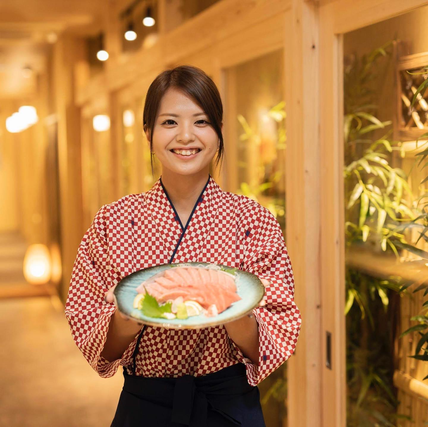 こんにちわ 全席個室 居酒屋 九州和食 八州 博多筑紫口店